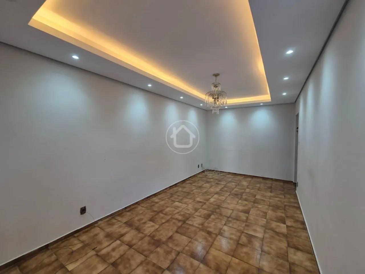 CASA COM PISCINA E 3 DORMITORIOS NA VILA ALBA - Foto 4