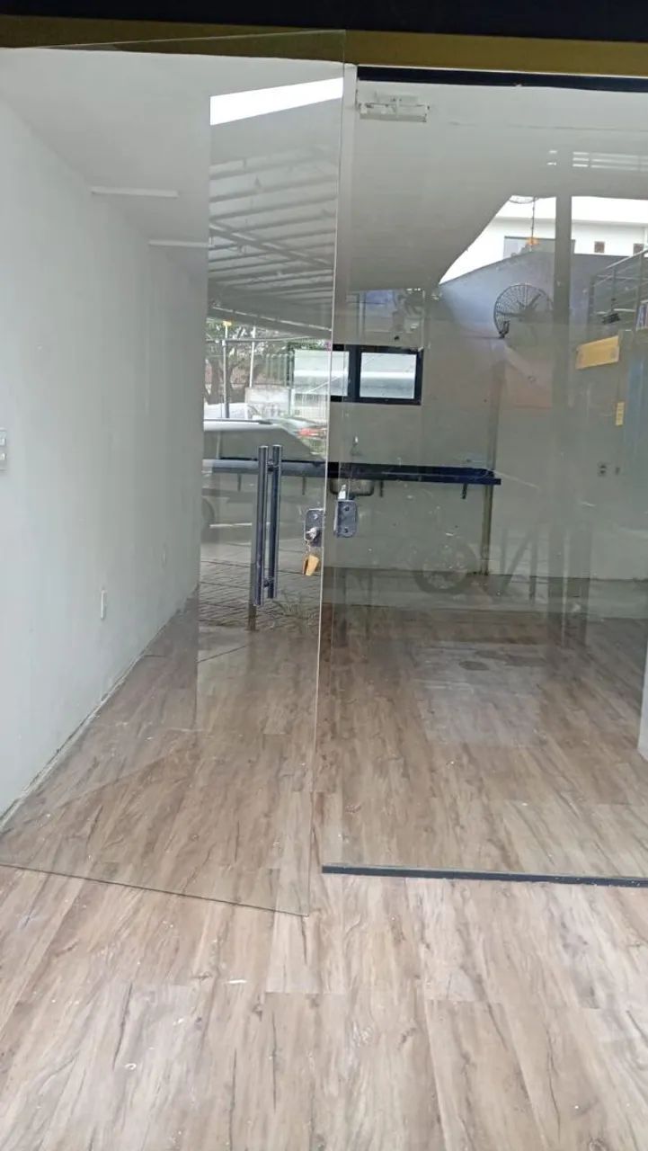 2 salas comerciais em container no Vieiralves 