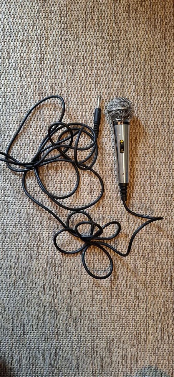 Microfone LG Dynamic Microphone - Foto 3