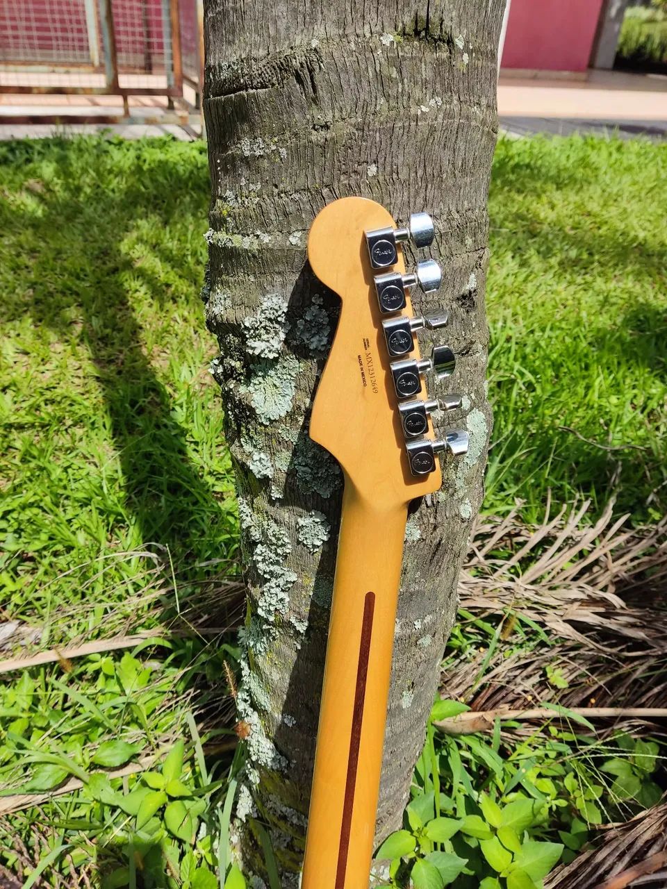Guitarra Fender stratocaster mexicana  - Foto 4