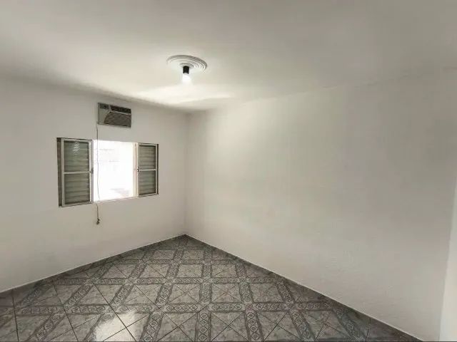 Casa ampla com 4 quartos ( Oportunidade ) - Foto 3