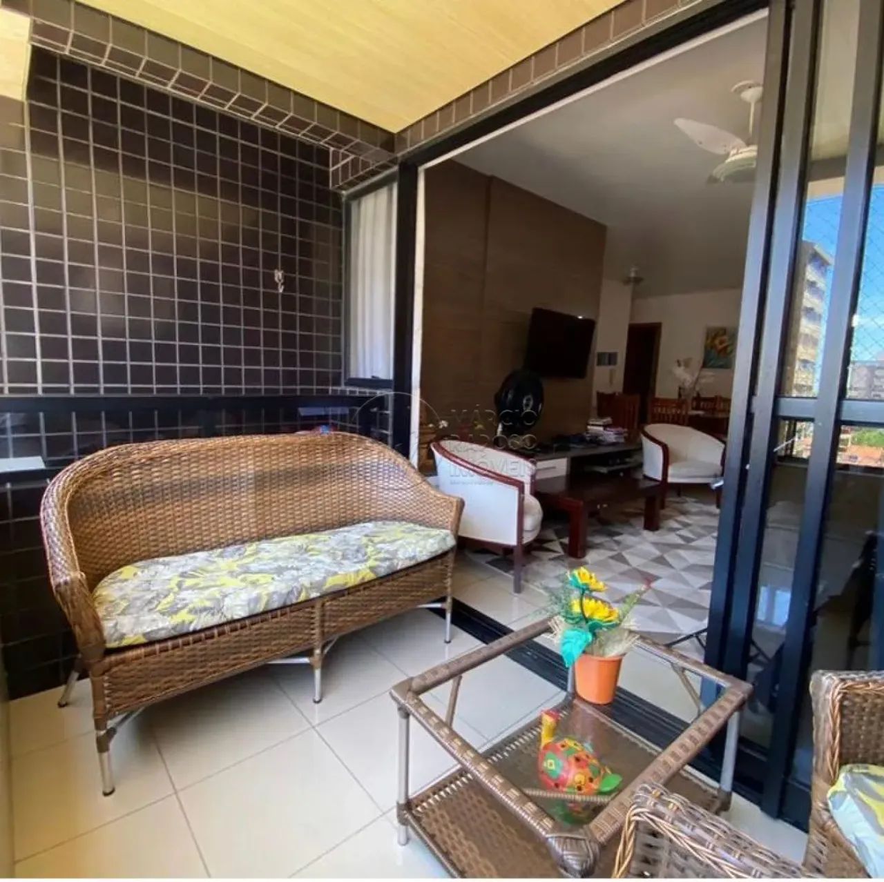 Apartamento com 3 Quartos e Varanda à venda na Ponta Verde no Edf Luxor - Foto 3