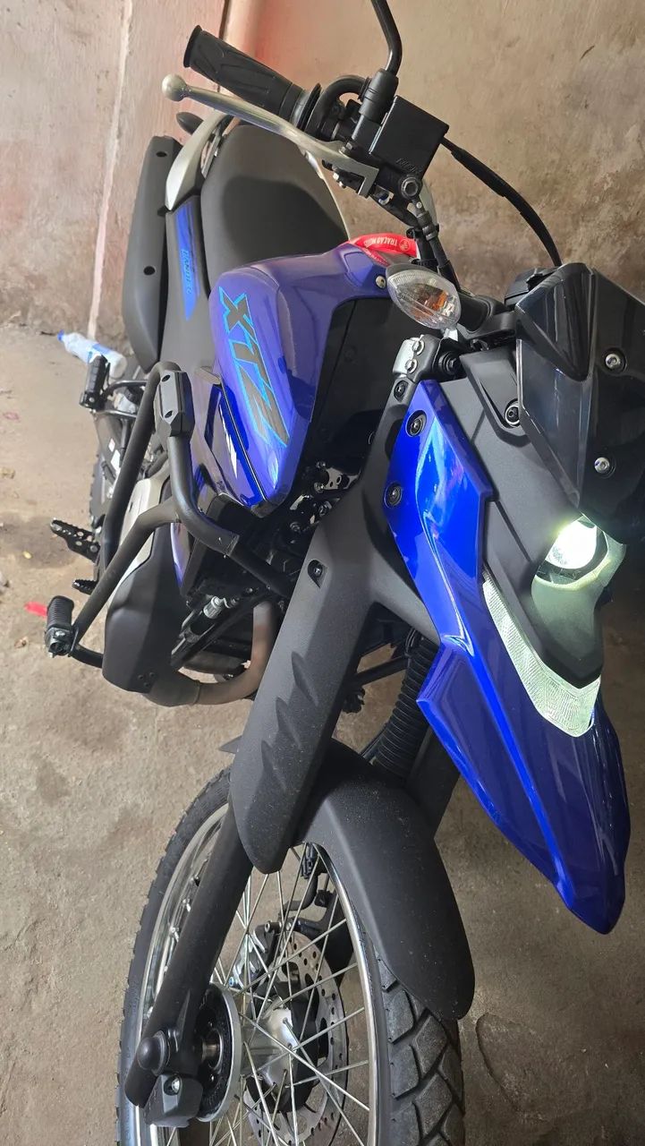 YAMAHA XTZ Lander connected 1600km zero!  - Foto 2