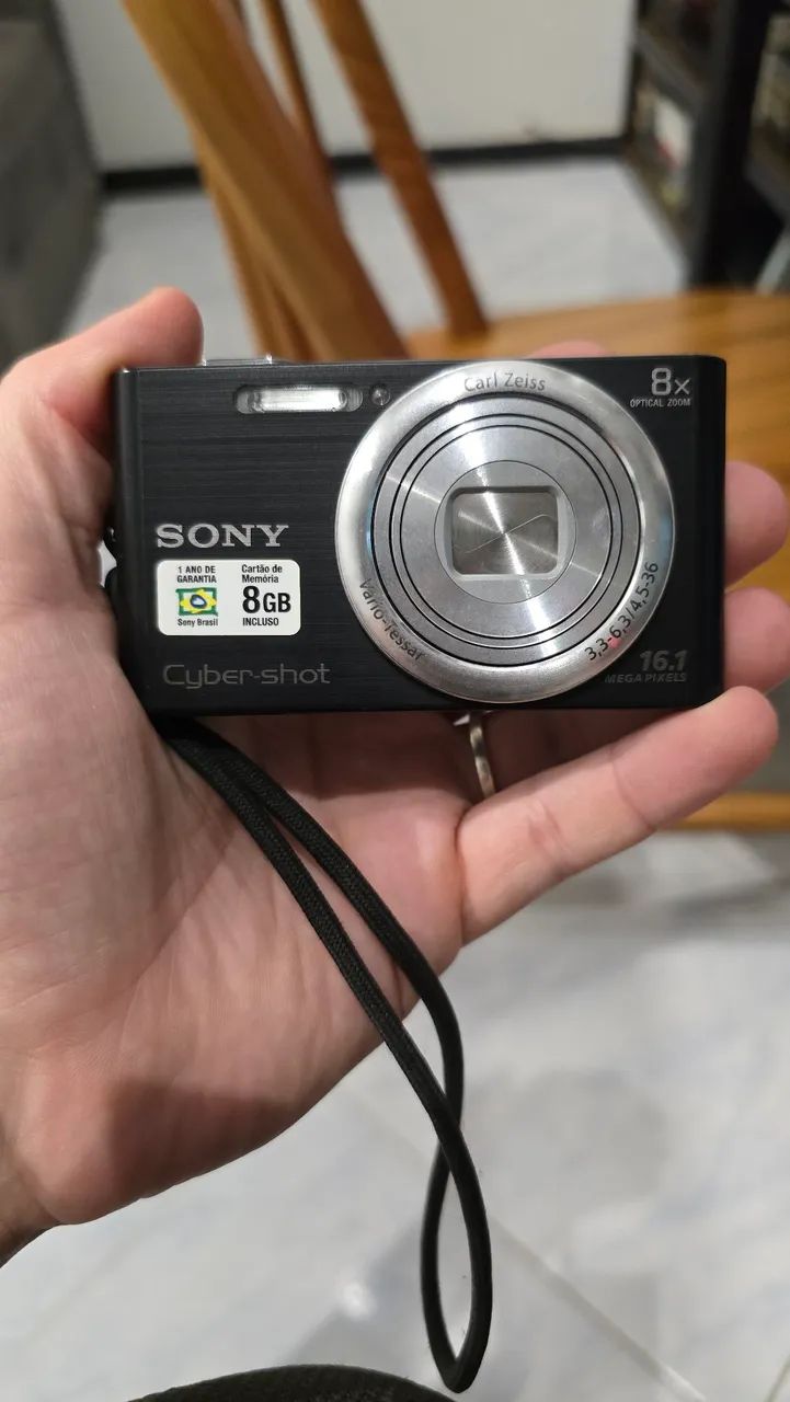 Câmera Sony Cyber-Shot 16.1 MP 