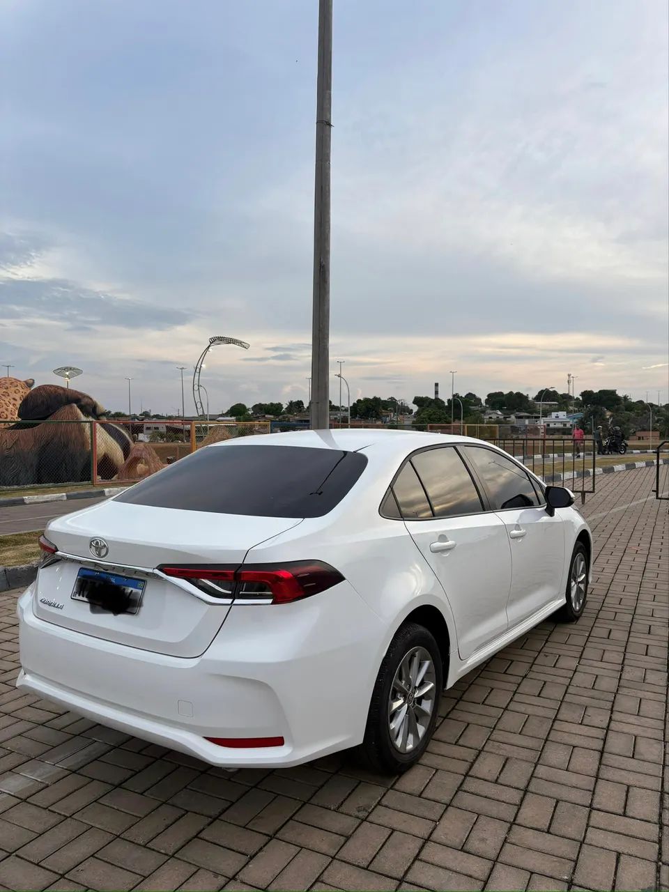 Toyota Corolla GLI 2.0 16V Flex Aut. 2025 - Foto 3
