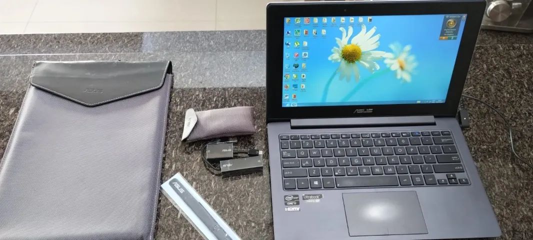Ultrabook ASUS - Foto 2