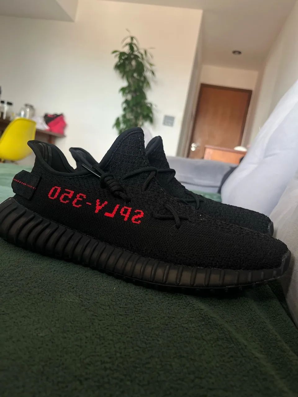 Yeezy 350 v2 bred - Foto 3
