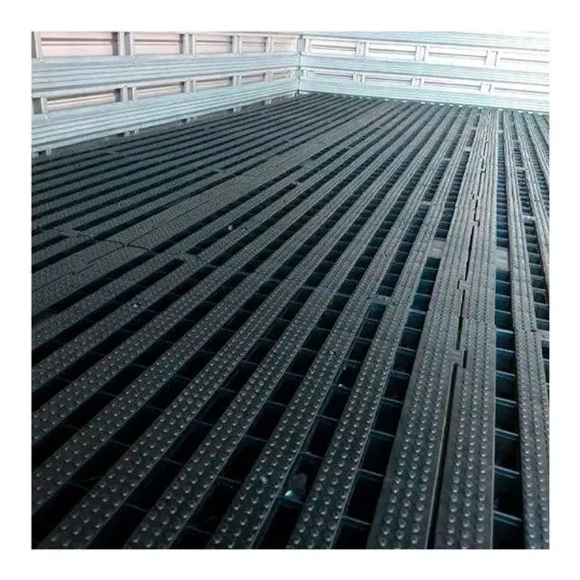 11 Pallets - Piso Plástico 50x50x4,5 Preto - Deck Box Estrado Tablado - Foto 5