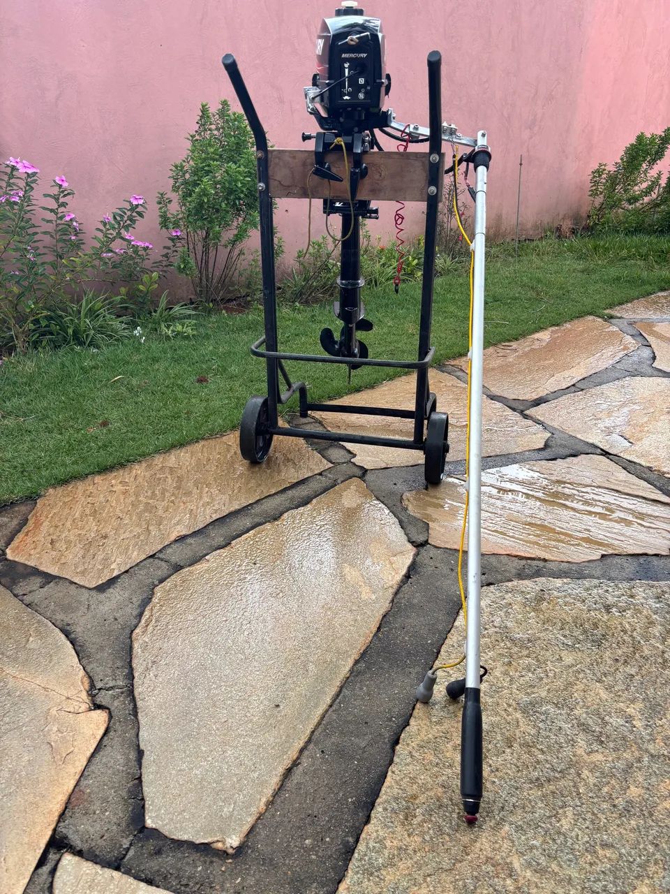 Motor Mercury 3.3hp adaptado pra caiaque. - Foto 4