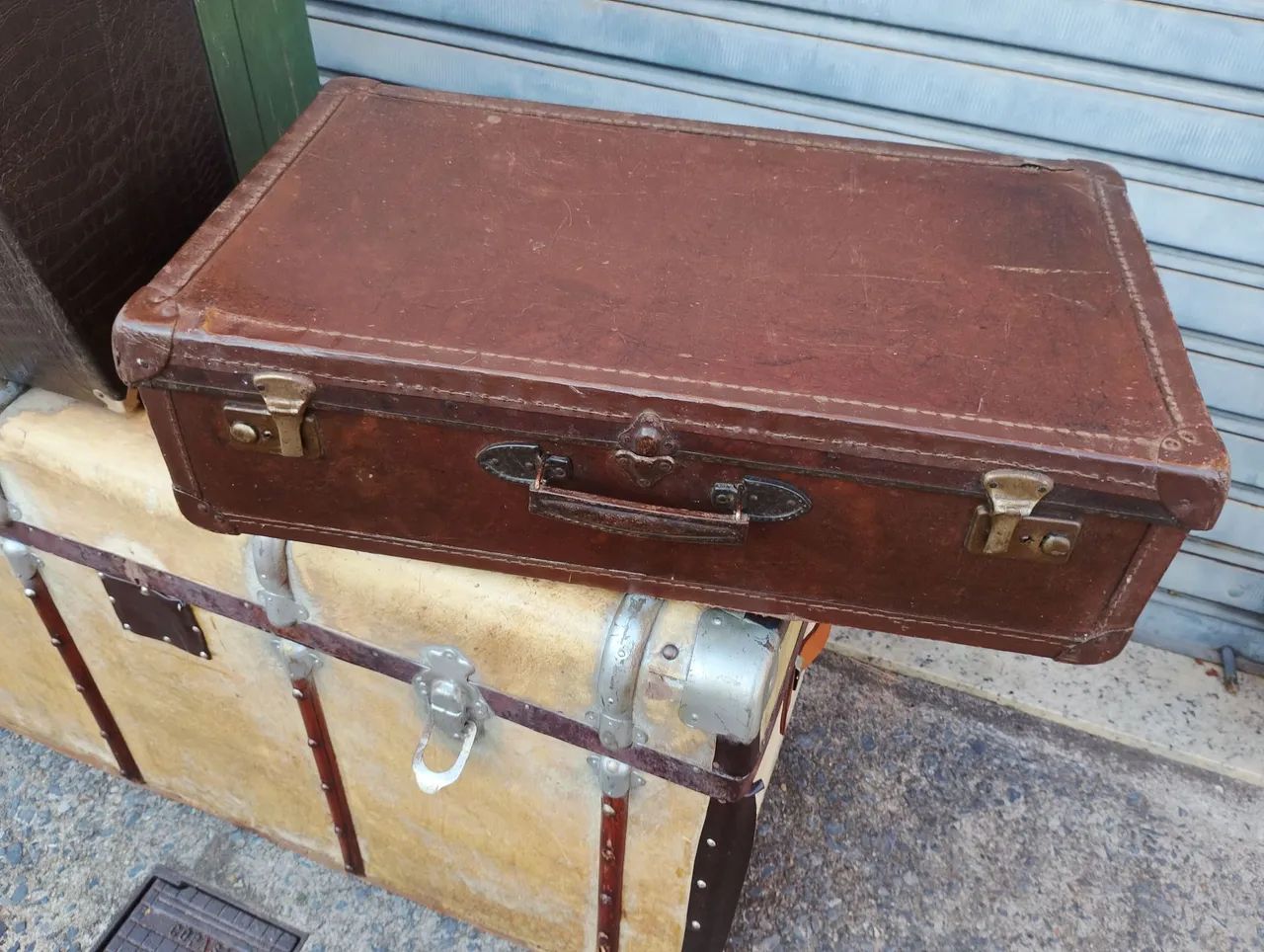 Mala de Couro Antiga, Automóveis, Decoração. 