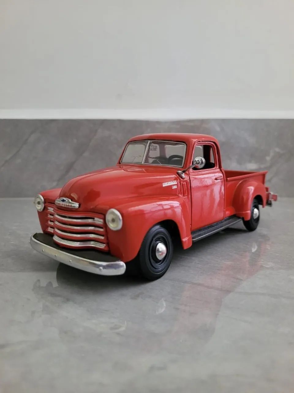 Chevrolet 3100 Miniatura 1:24 - Excelente estado