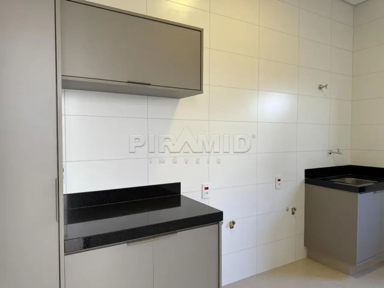 Casa alto padrão em condomínio fechado com 199,56m², bairro Vila do Golf, Zona Sul de Ribe