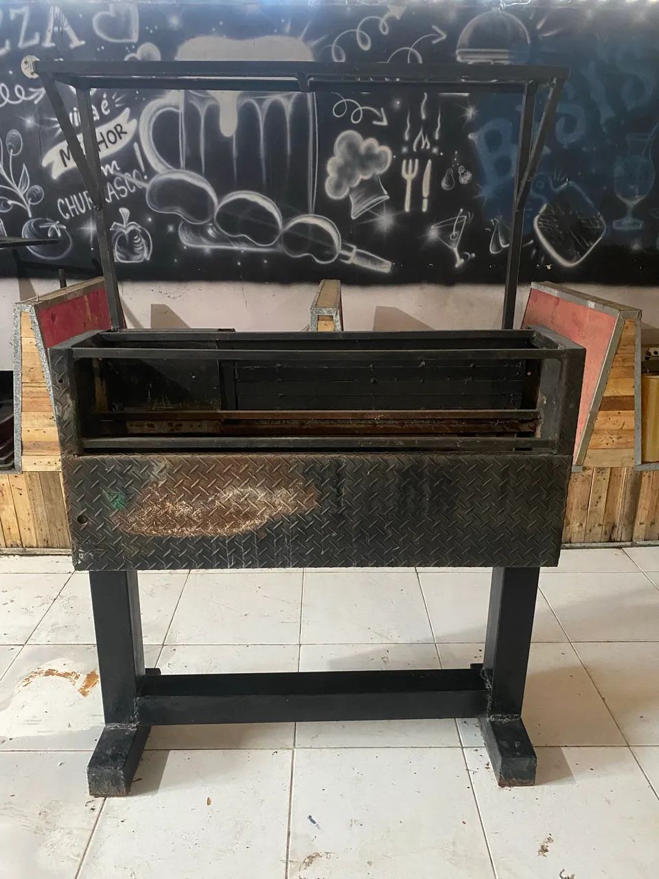 CHURRASQUEIRA PARA CHURRASQUINHO  - Foto 4