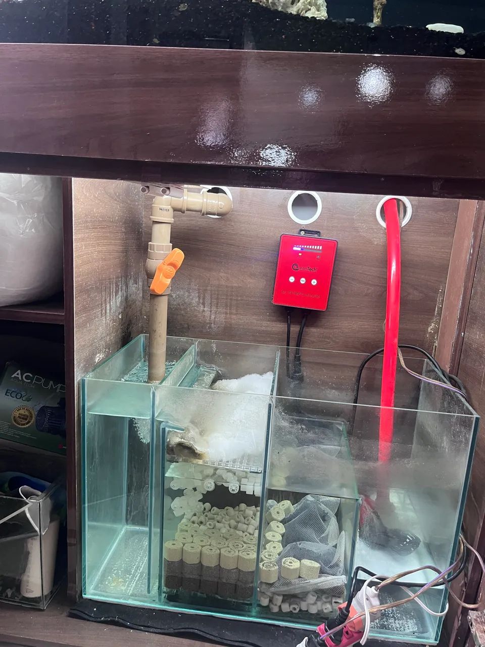 aquário 200 L completo com móvel? 