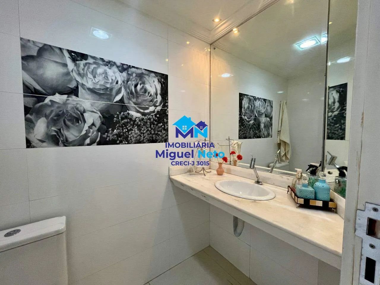 Apartamento À Venda no Bairro Olaria - Foto 3