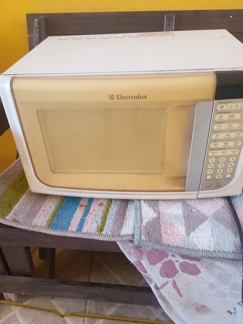 8cr9ondas Eletrolux com defeito - Foto 2