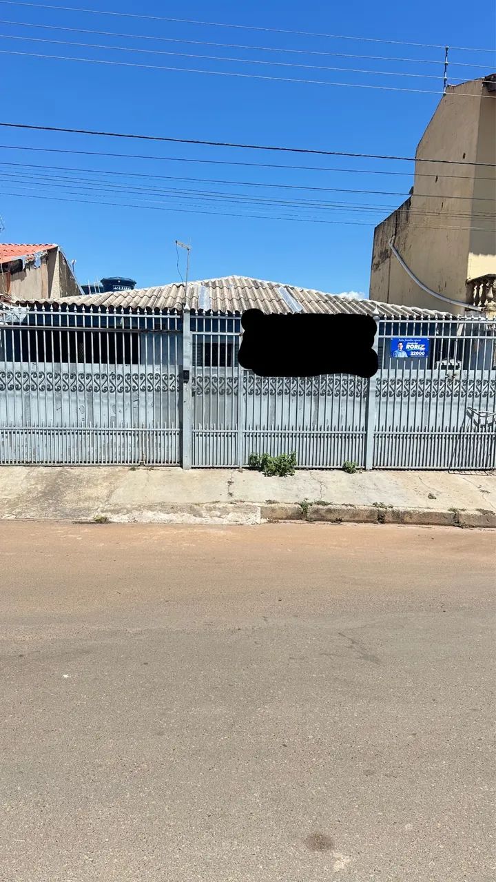Vendo imóvel bem localizado.