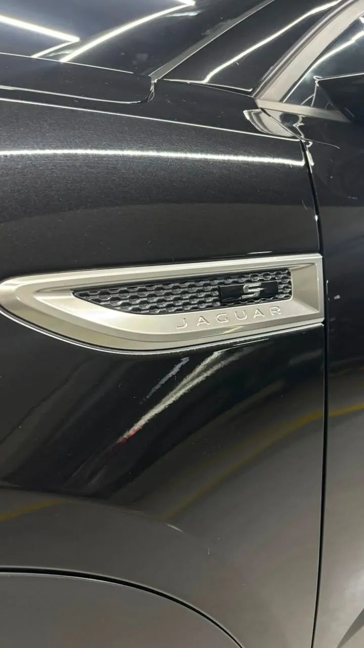 Jaguar E-Pace S 2.0 AWD 249cv Flex AUT 2019 - Foto 2