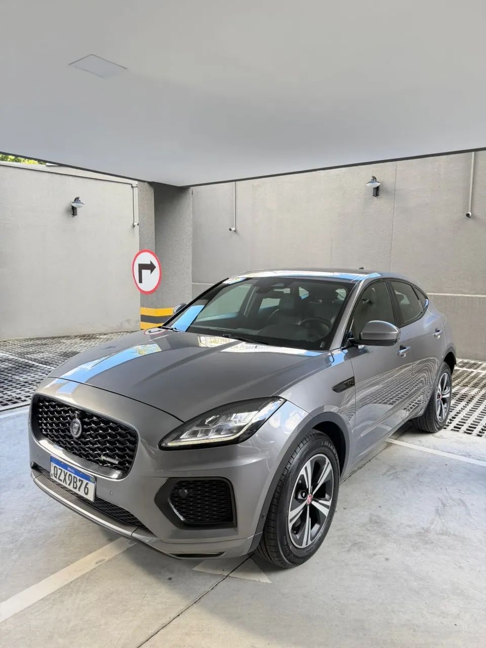 Jaguar E-Pace R-dynamic S 2.0 AWD 249cv Aut. 2021