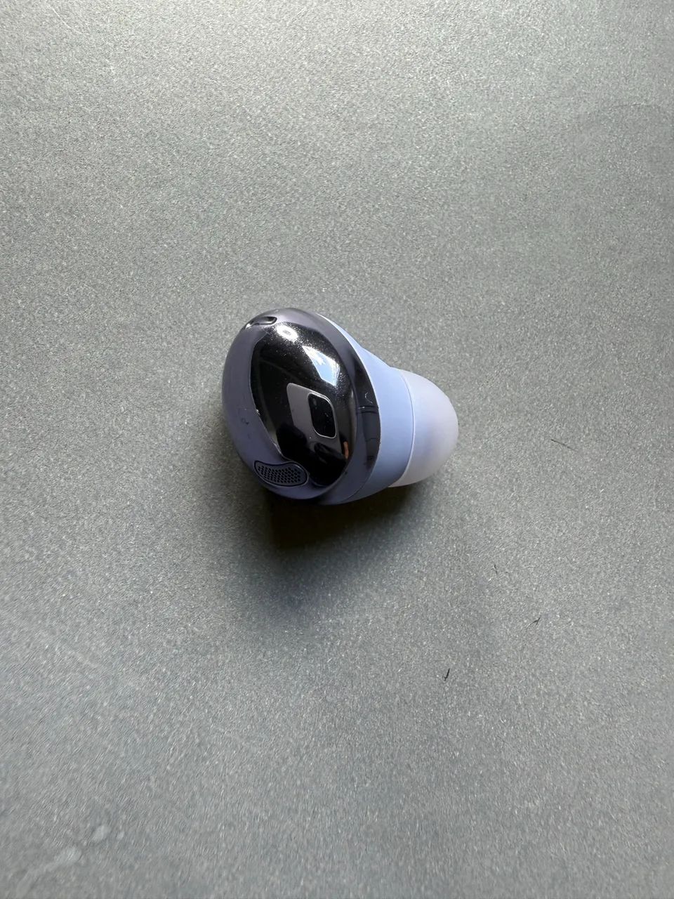 Lado Direito (R) - Buds Pro (1 geração) 