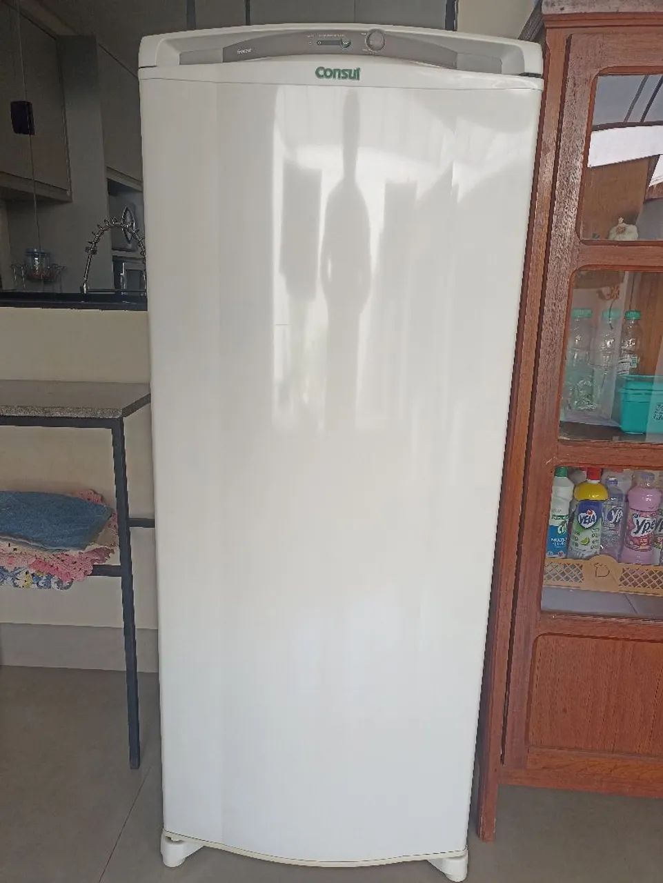 Freezer vertical Consul