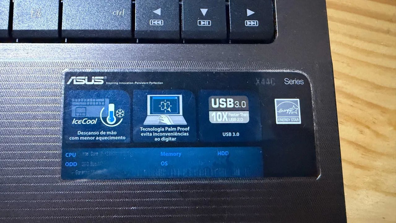 Notebook ASUS X44C - Intel Core i3 - Windows 10 - Foto 3