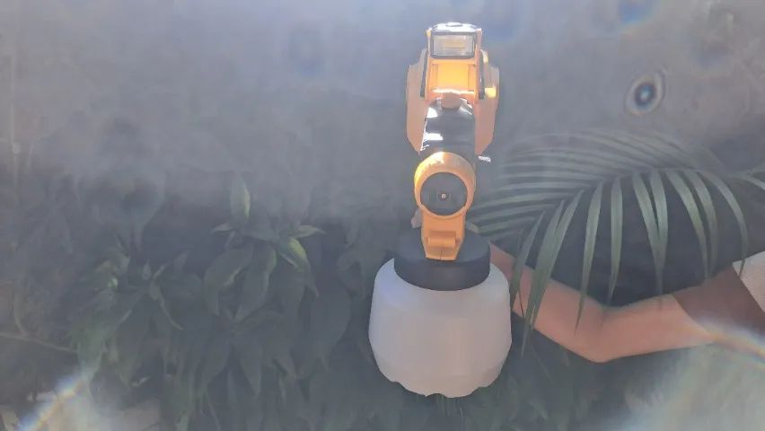  Elétrica de Pintura Pulverizadora HVLP 600W 1200ml Luz de LED com 3 Bicos e Acessórios  - Foto 3