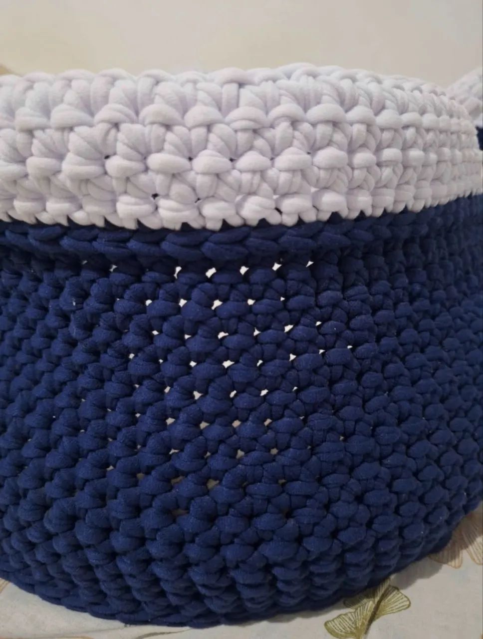 Ninho Moisés, é todo no crocê fio de malha, azul com branco. - Foto 5