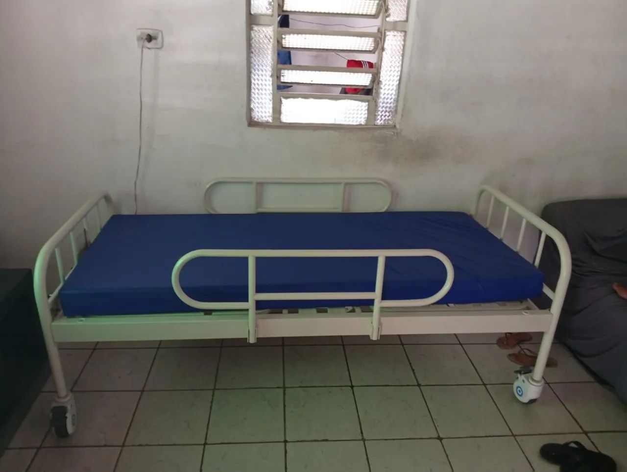 Cama hospitalar  - Foto 3