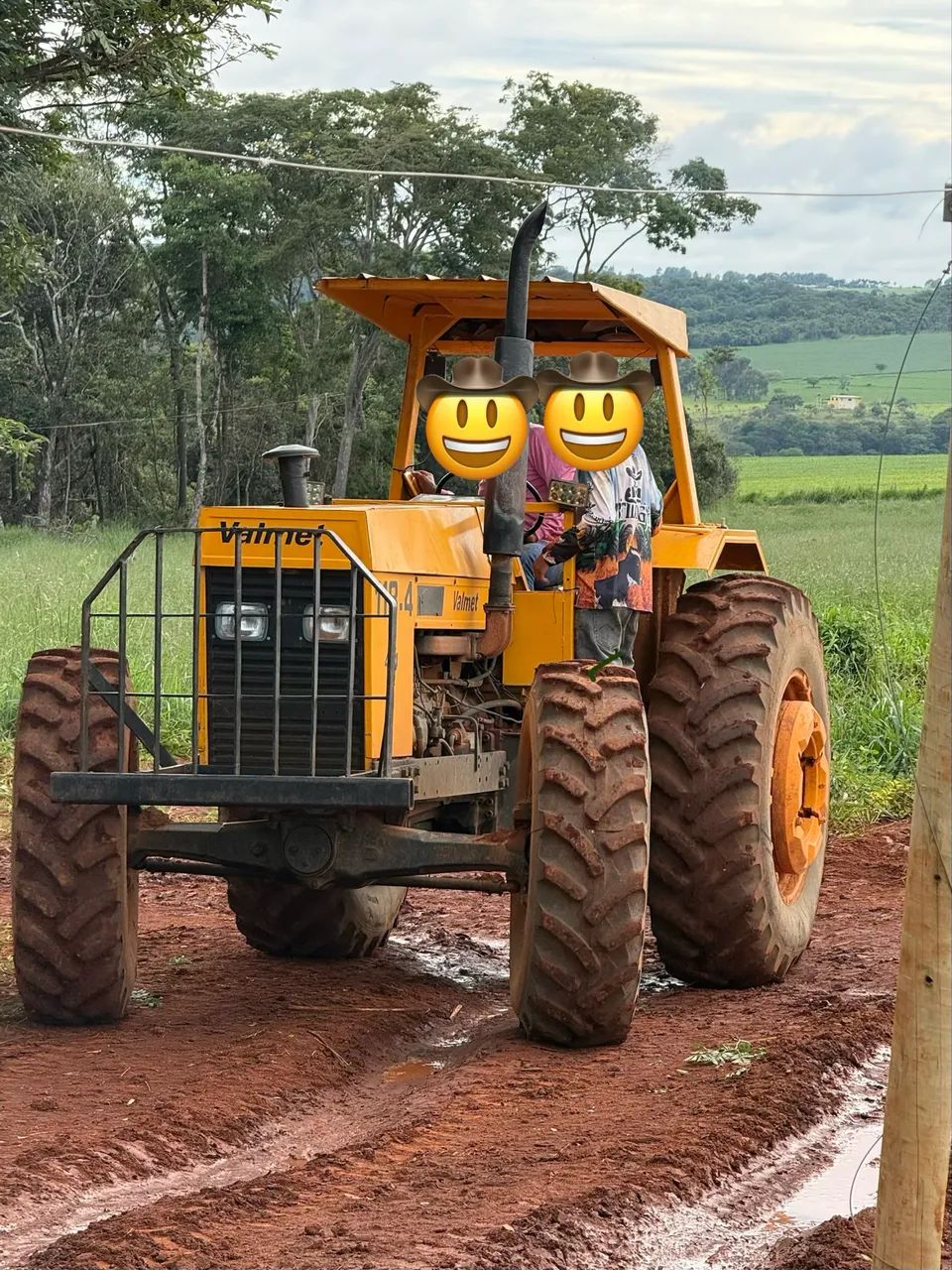 Trator VALMET 118 4x4  - Foto 4