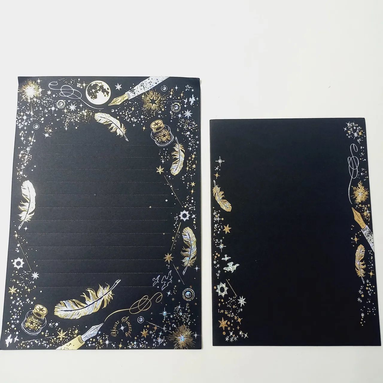 Conjunto de 8 papéis de carta e 4 envelopes - Foto 2