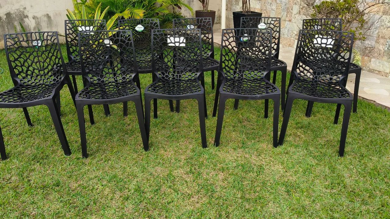 Cadeiras de plásticos novas  - Foto 3