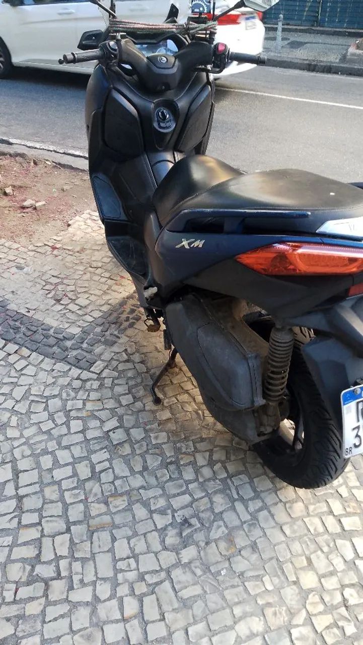 Yamaha X Max 2021 - Foto 2