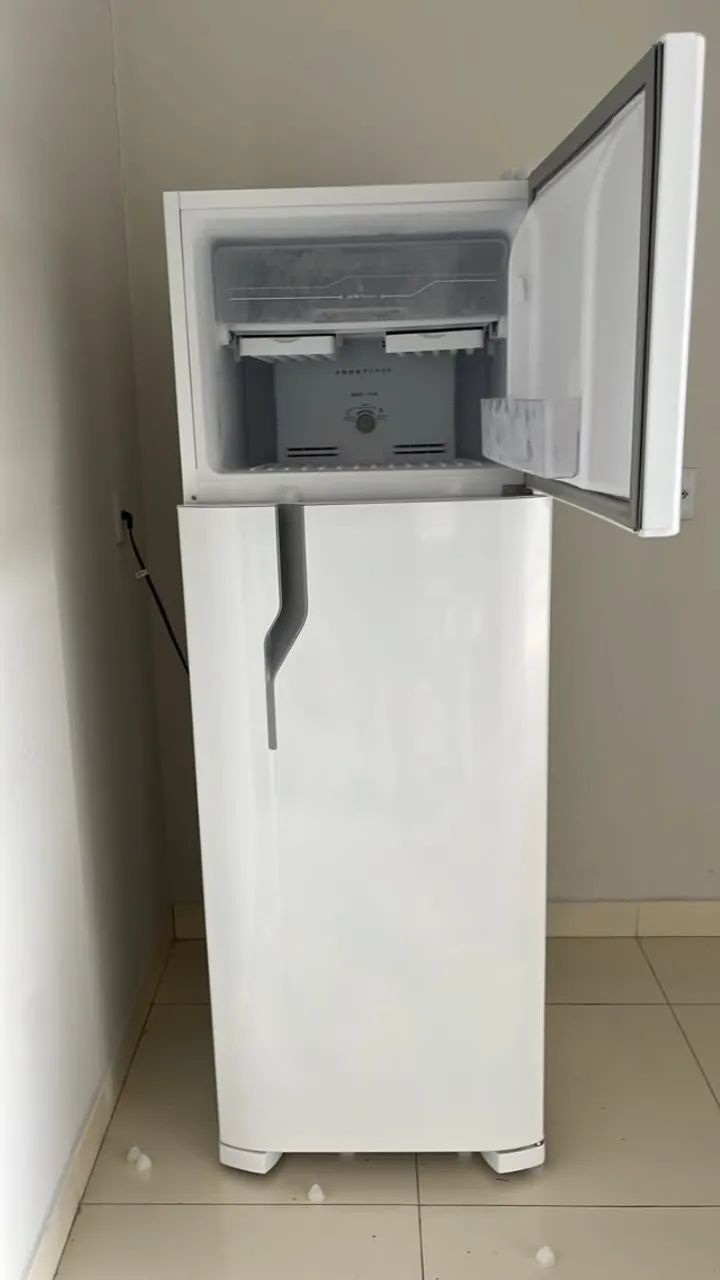 Geladeira Electrolux Frost Free - Foto 5