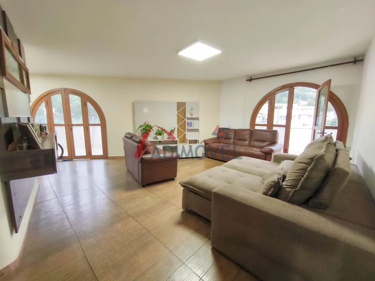 Cobertura Linear no Parque Moscoso com 5 Quartos, 3 Suítes, 2 Vagas, 450m². - Foto 2