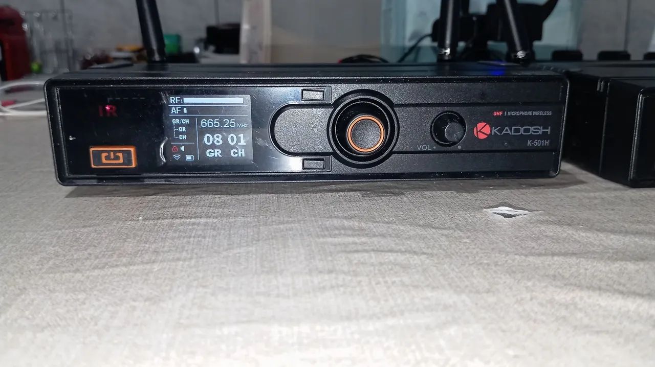 Microfone de mão sem fio Kadoshi K-501 - Foto 3