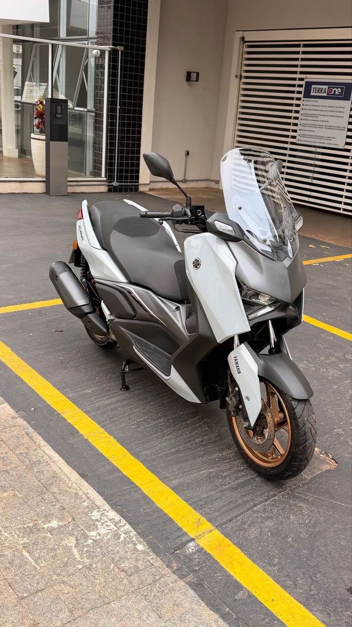 YAMAHA XMAX 300cc