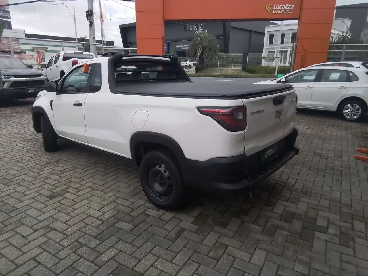 Fiat Strada Endurance 1.4 Flex 8V C 2023 - Foto 3