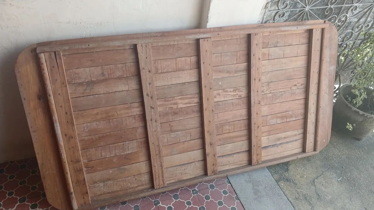 Título: Mesa de Madeira com 2 Cadeiras ? Para Reforma - Foto 2