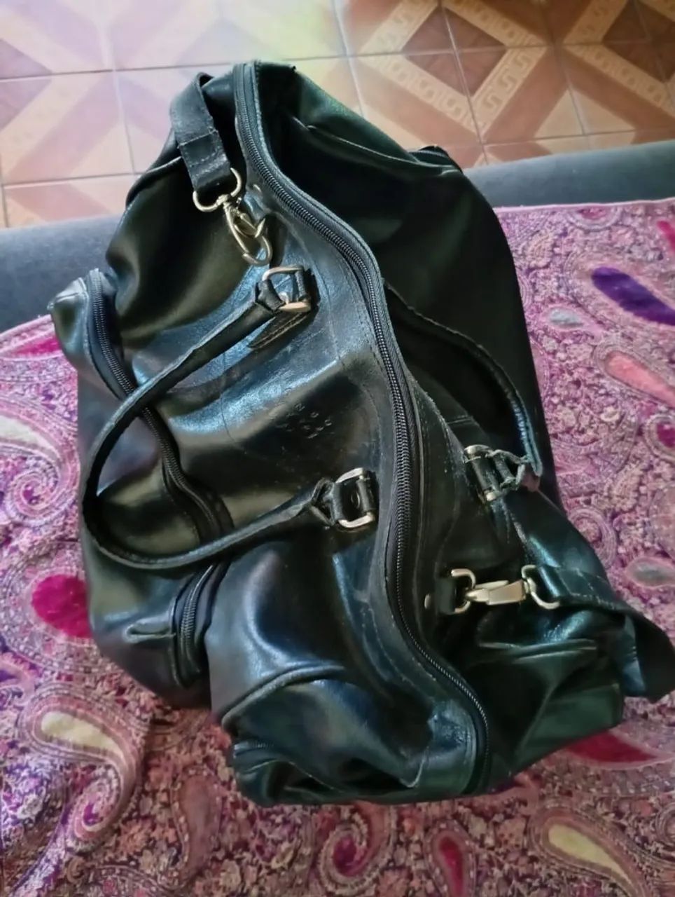 1 Mala de viagem de couro e 2 bolsas de couro.  - Foto 4