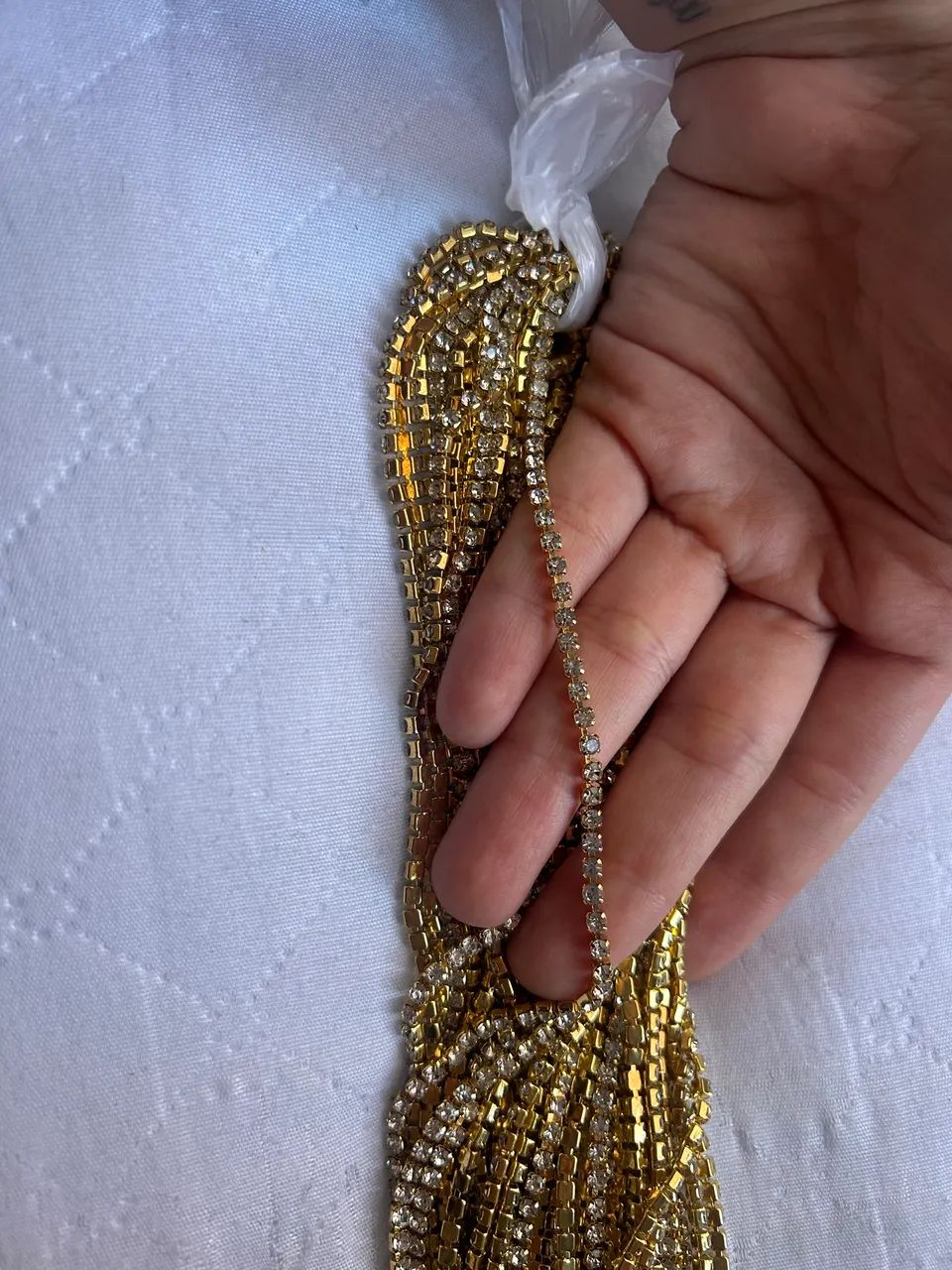 Corrente tira de Strass Dourado 