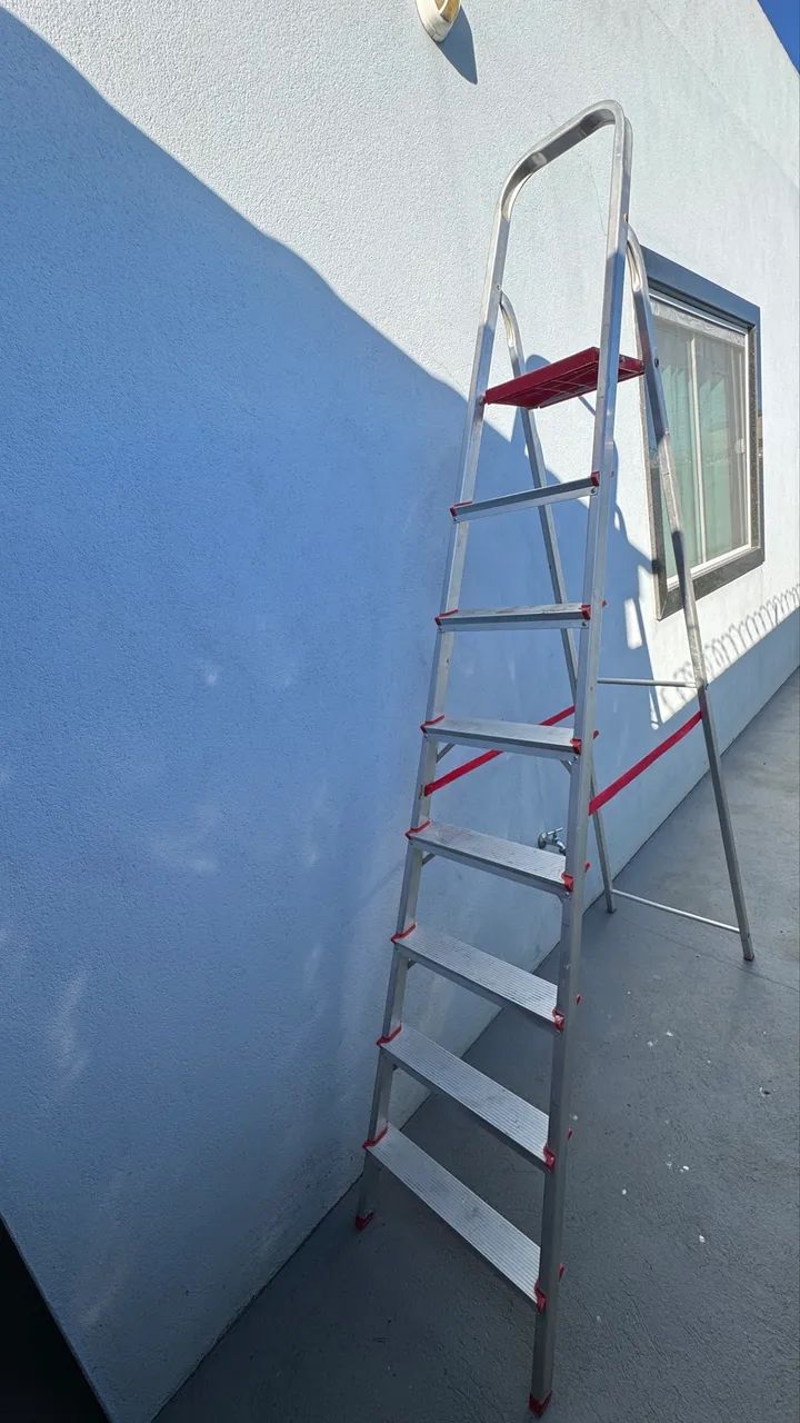 Escada de alumínio, em perfeito estado!