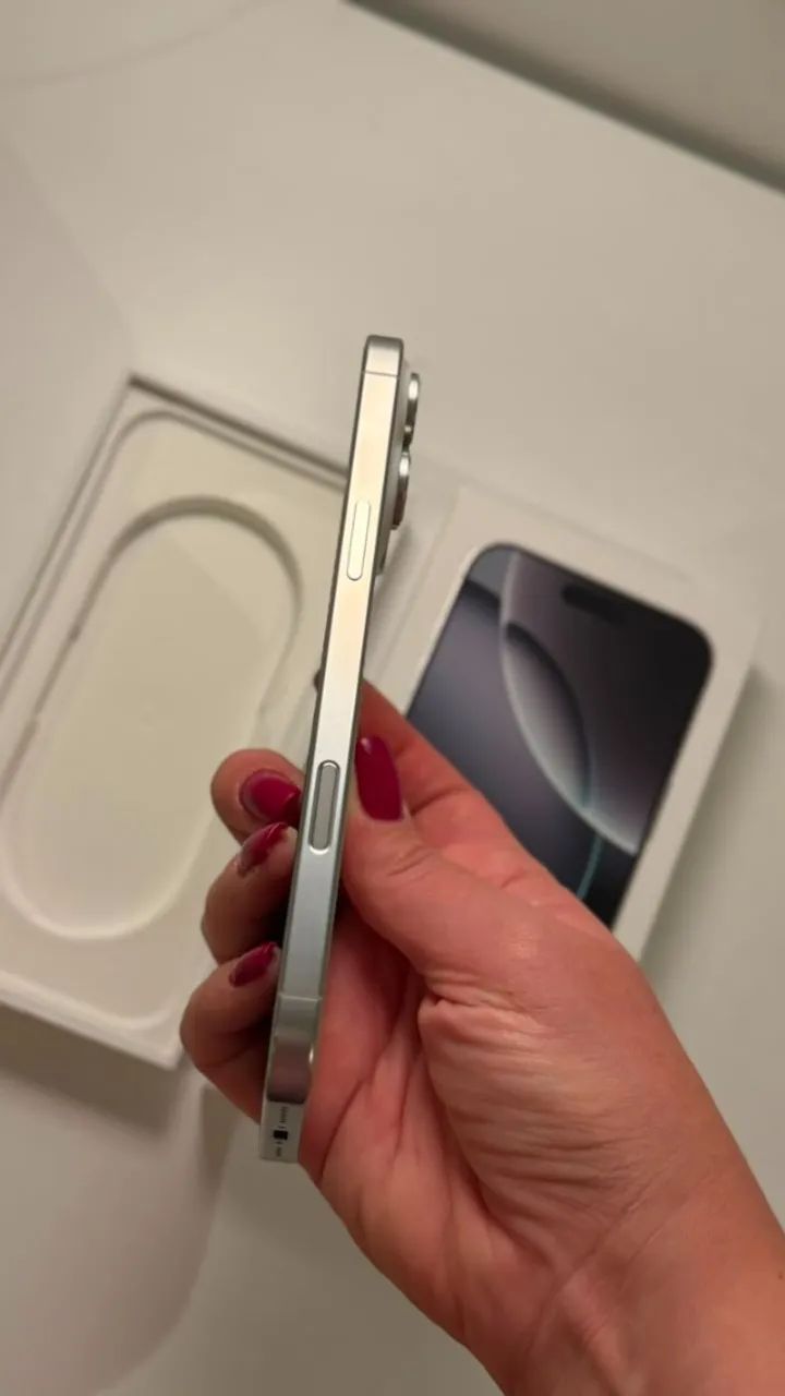 Iphone 16 Pro Max - Foto 4