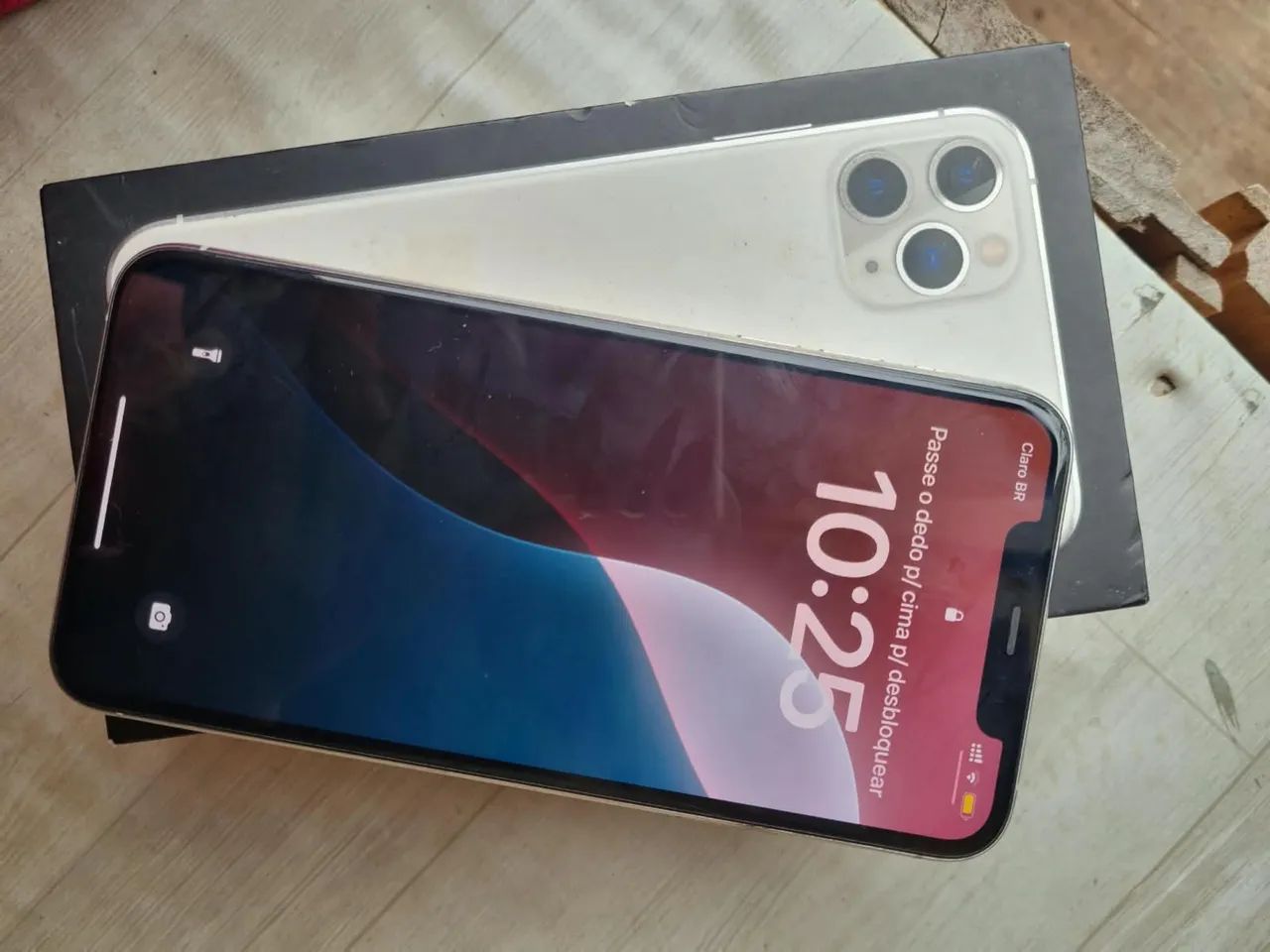 iPhone 11 Pro Max prata  - Foto 2