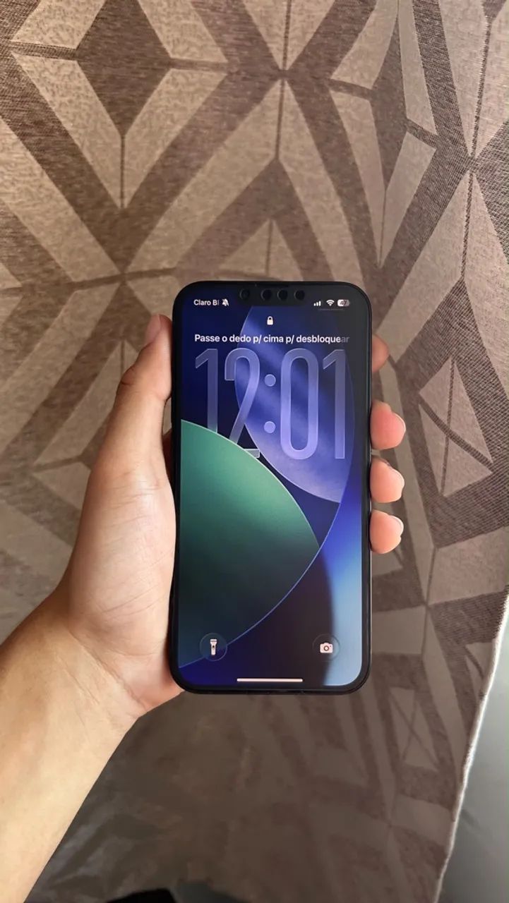 Iphone 16e 128gb sem marcas de uso