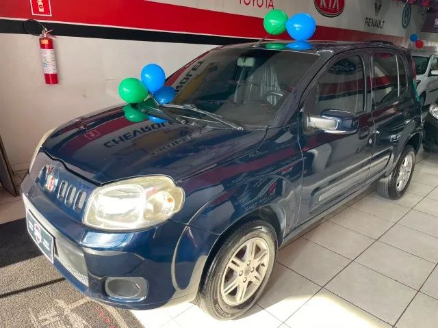Fiat Uno Attractive 1.4 EVO Fire Flex 8V 4P 2011