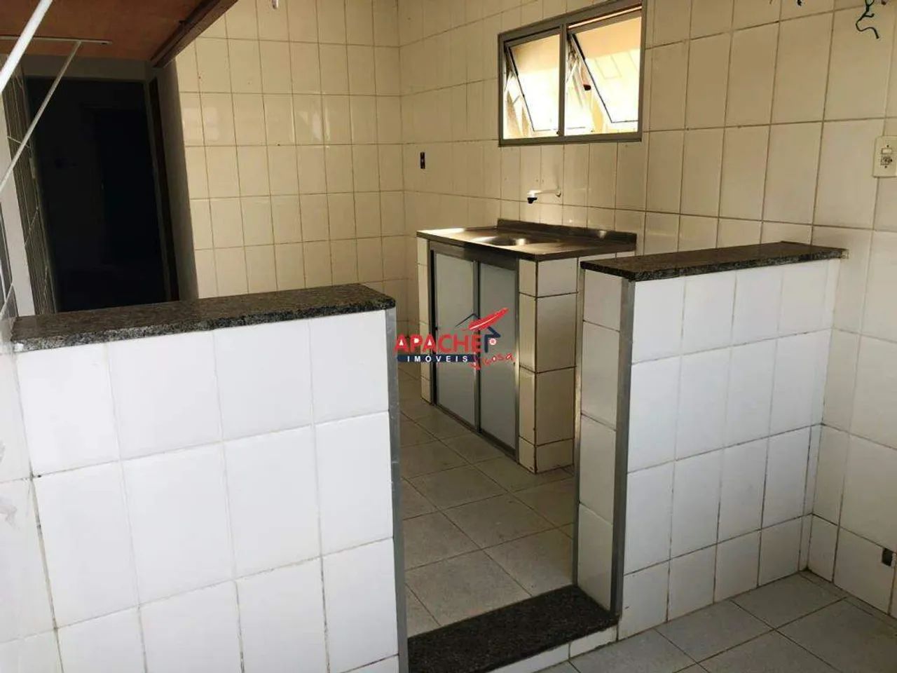 Apartamento com 2 quartos no Ramos, 5 minutos do centro! Ótimo para locação. - Foto 3