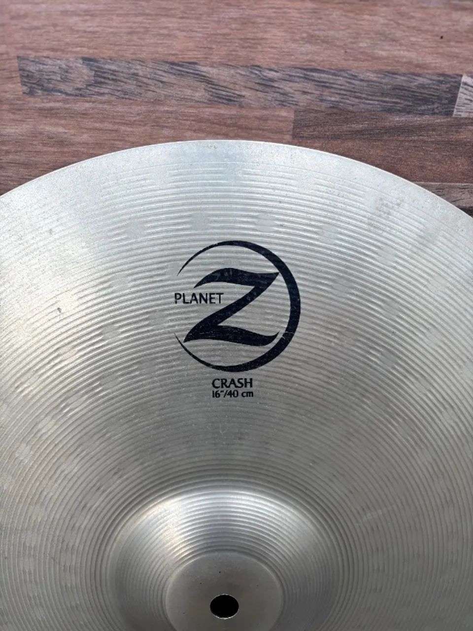 Prato Crash Zildjian Planet Z 16 Excelente Estado - Instrumentos