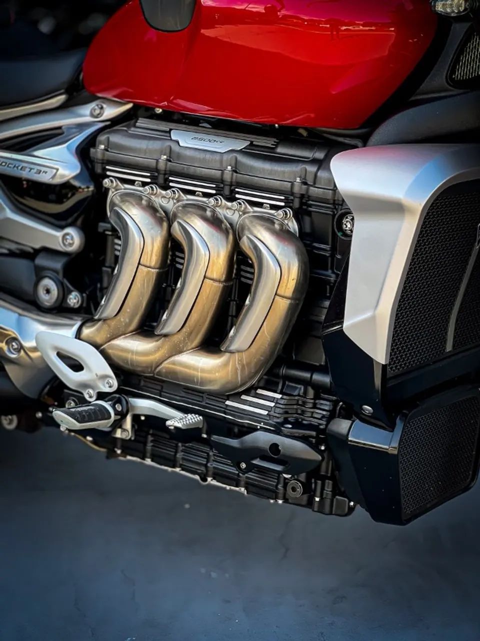 TRIUMPH ROCKET 3 R - Foto 5