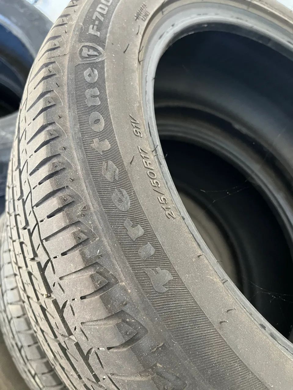 PNEU 215/50R17 SEMI NOVO - Foto 2